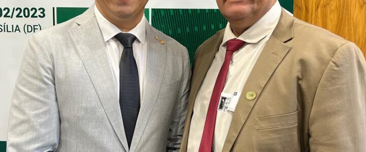 Durante a semana de posse do legislativo federal em Brasília o vereador Charles Lustosa marcou presença na recepção oferecida pelo Deputado Federal Carlos Veras aos amigos, familiares e correligionários.